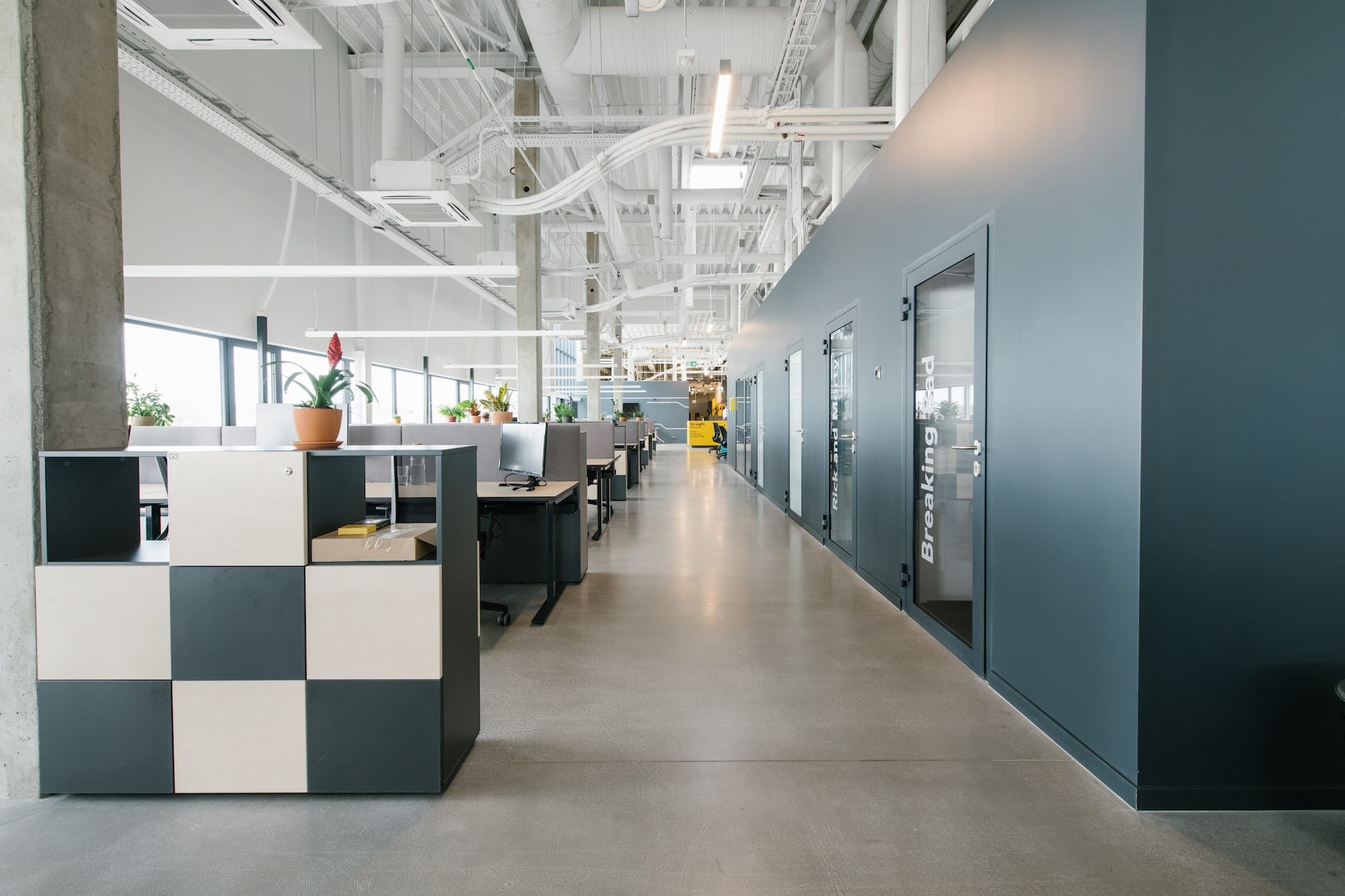 modern-open-space-office-interior.jpg